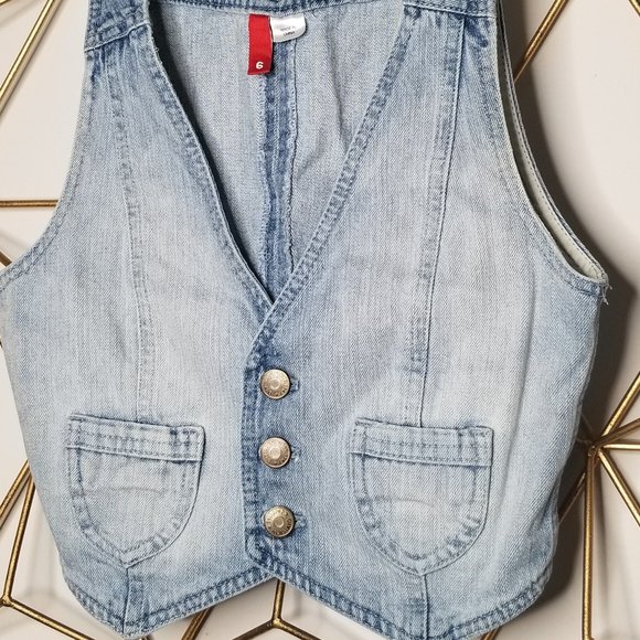 H&M Crop Jean Vest with Small Pockets - Picture 2 of 5